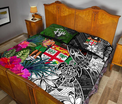 Fiji Quilt Bed Set - Turtle Plumeria Banana Leaf Crest