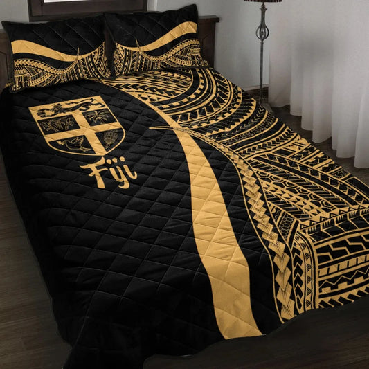 Fiji Quilt Bed Set - Gold Polynesian Tentacle Tribal Pattern