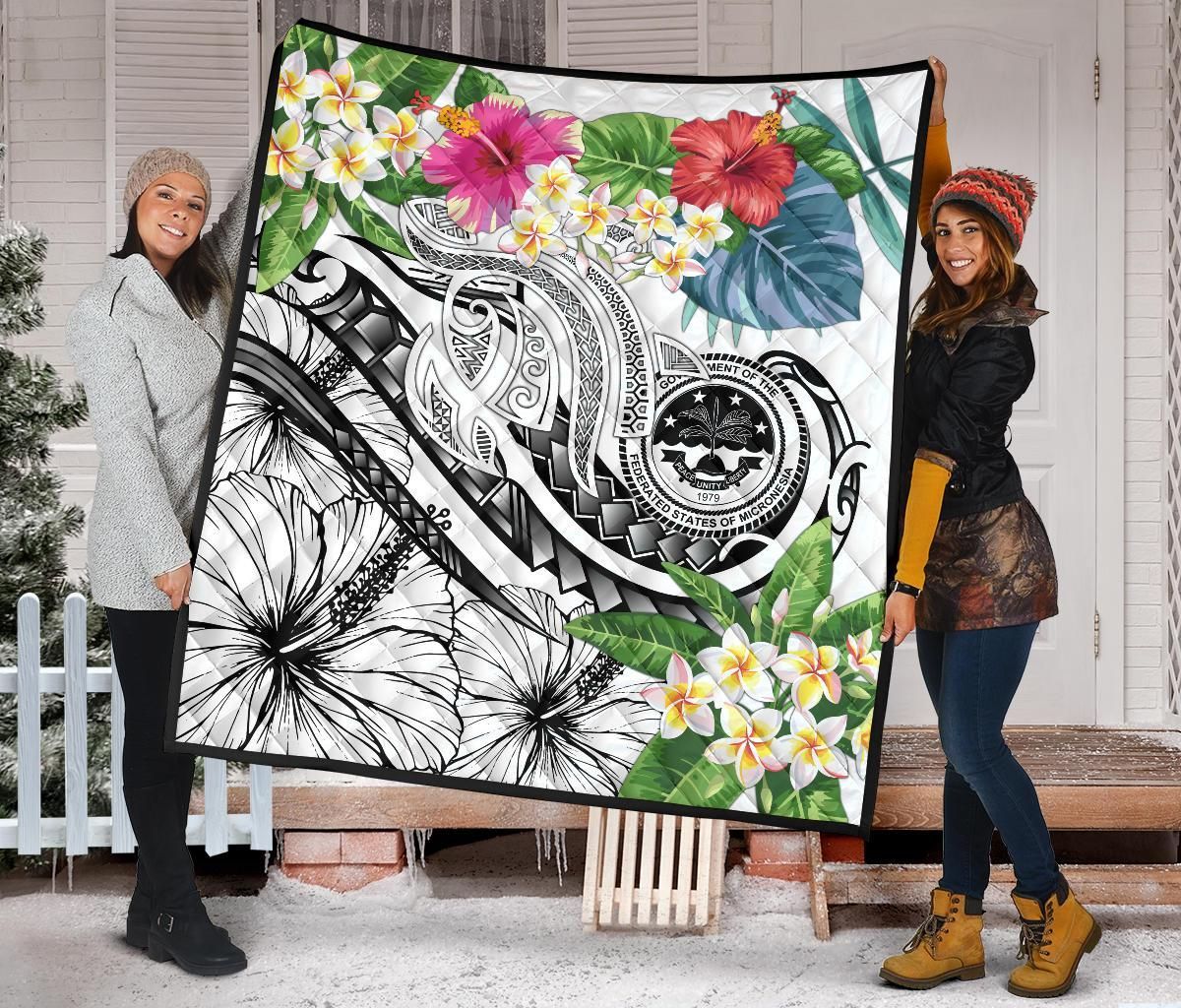 FSM Polynesian Premium Quilt - Summer Plumeria (White)