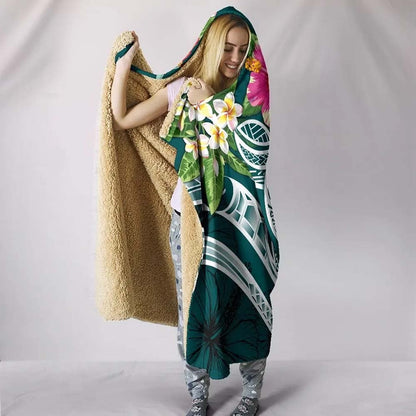 Guam Polynesian Hooded Blanket - Summer Plumeria (Turquoise)