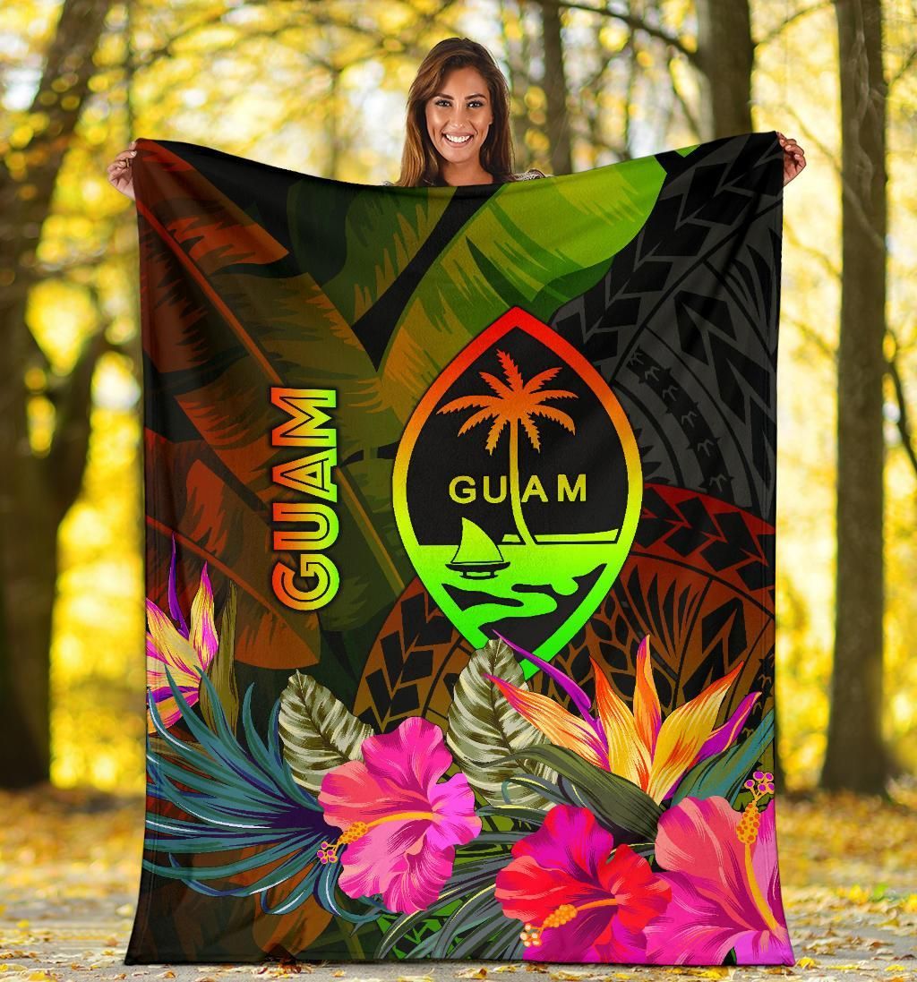 Guam Polynesian Premium Blanket -  Hibiscus and Banana Leaves