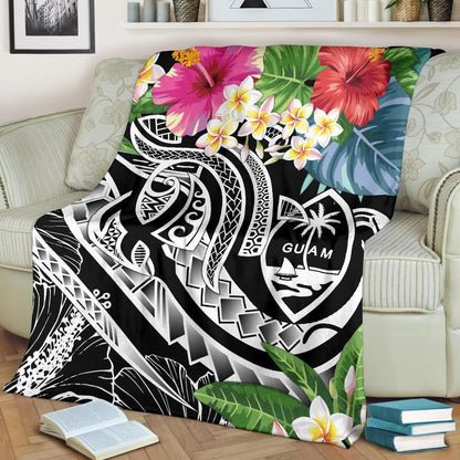 Guam Polynesian Premium Blanket - Summer Plumeria (Black)
