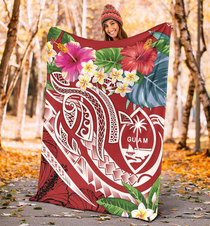 Guam Polynesian Premium Blanket - Summer Plumeria (Black)