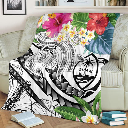 Guam Polynesian Premium Blanket - Summer Plumeria (White)