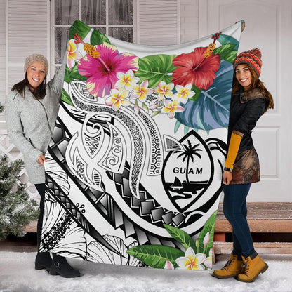Guam Polynesian Premium Blanket - Summer Plumeria (White)