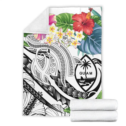 Guam Polynesian Premium Blanket - Summer Plumeria (White)