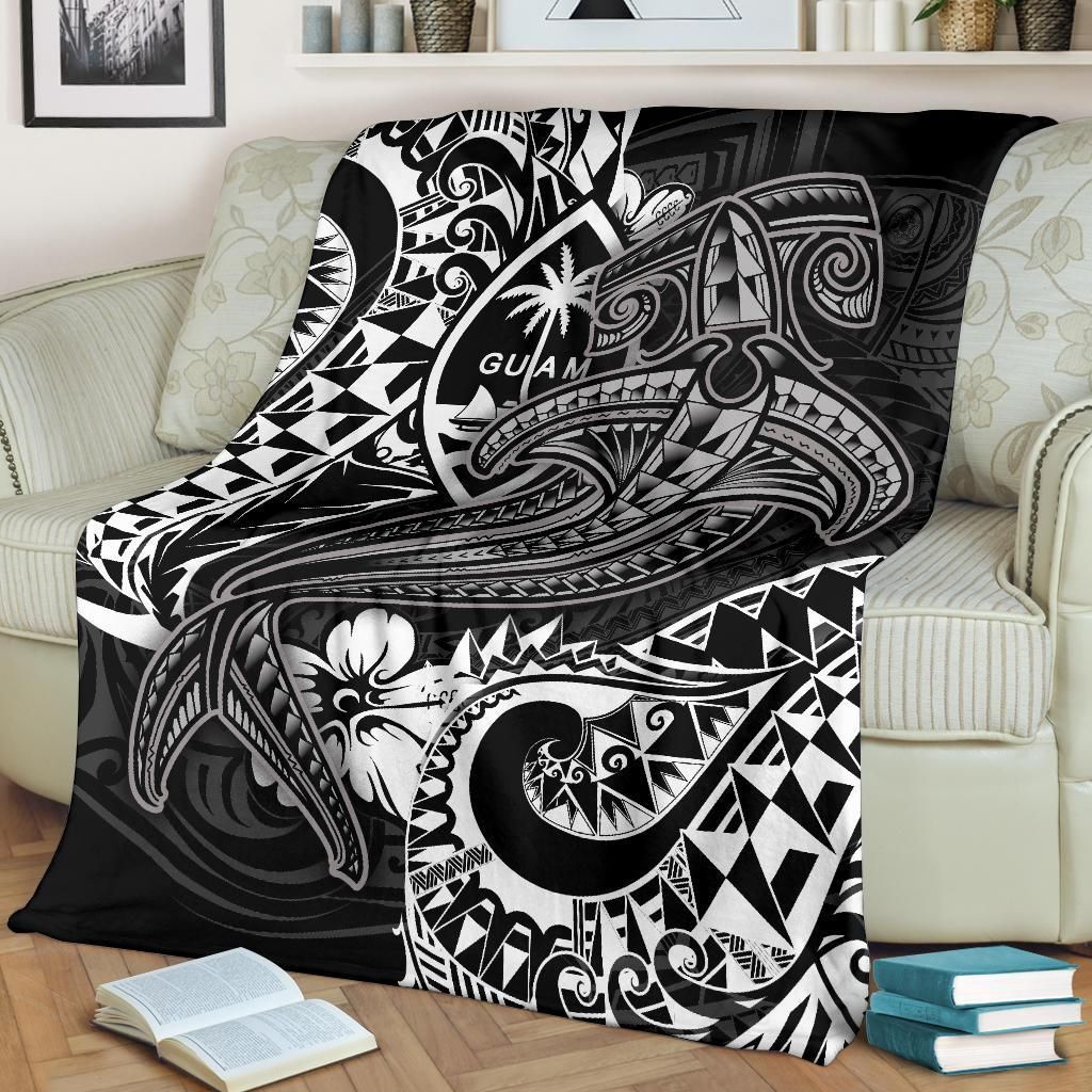 Guam Polynesian Premium Blanket - White Shark Polynesian Tattoo