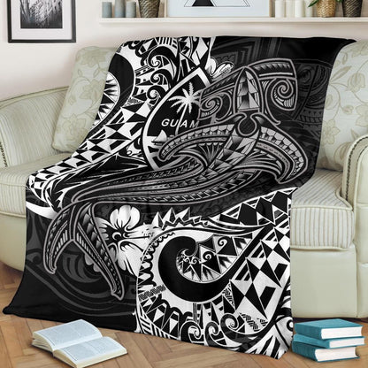 Guam Polynesian Premium Blanket - White Shark Polynesian Tattoo