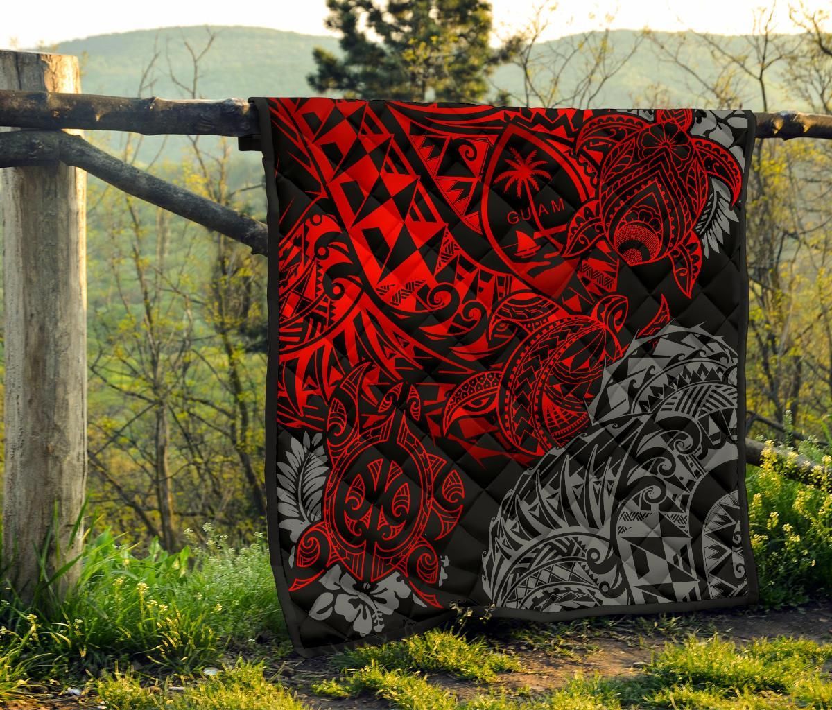 Guam Polynesian Premium Quilt - Red Turtle Flowing