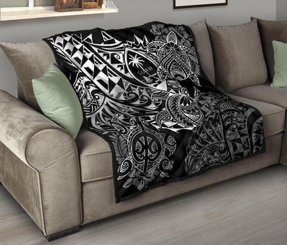 Guam Polynesian Premium Quilt - White Turtle Flowing