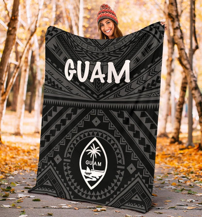 Guam Premium Blanket - Guam Seal With Polynesian Tattoo Style (Black)