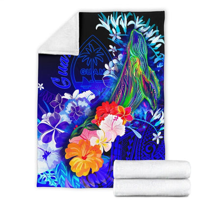 Guam Premium Blanket - Humpback Whale with Tropical Flowers (Blue)