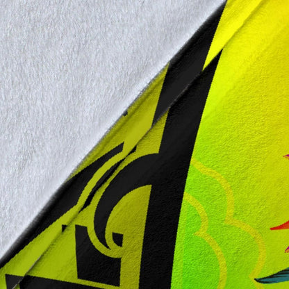 Guam Premium Blanket - Polynesian Hook And Hibiscus (Reggae)