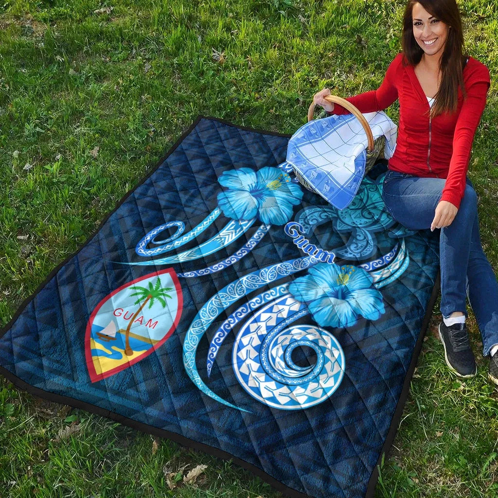 Guam Premium Quilt - Turtle and Tribal Tattoo Of Polynesian