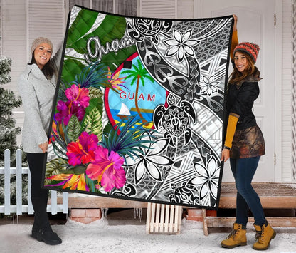 Guam Premium Quilt White - Turtle Plumeria Banana Leaf