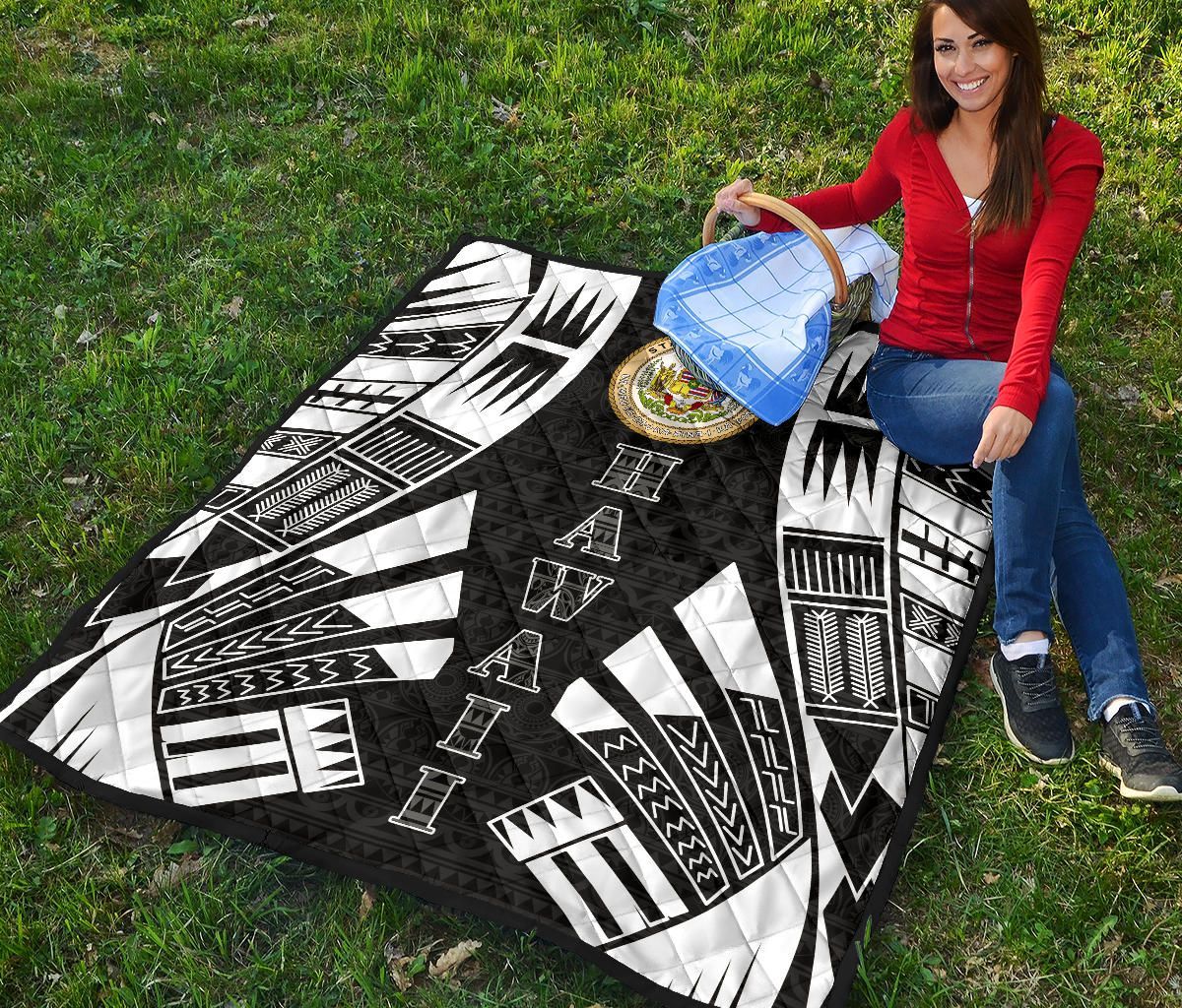 Hawaii Premium Quilt - Hawaii Seal Polynesian White Tattoo (Black)