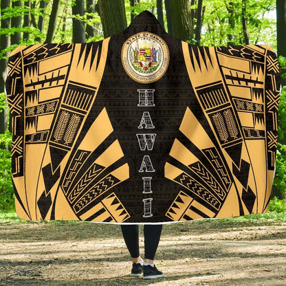 Hawaii Hooded Blanket - Polynesian Tattoo Gold