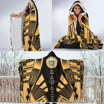 Hawaii Hooded Blanket - Polynesian Tattoo Gold