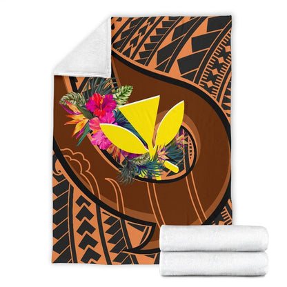 Hawaii Kanaka Maoli Premium Blanket - Polynesian Hook And Hibiscus