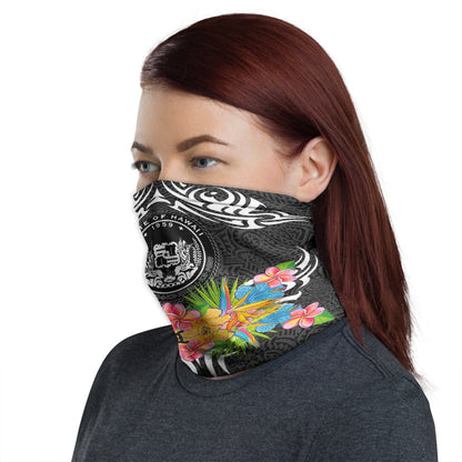 Hawaii Neck Gaiter - Tribal Floral Pattern