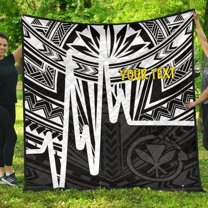 Hawaii Personalised Premium Quilt -  Kanaka Maoli With Polynesian Pattern In Heartbeat Style (Black,White)