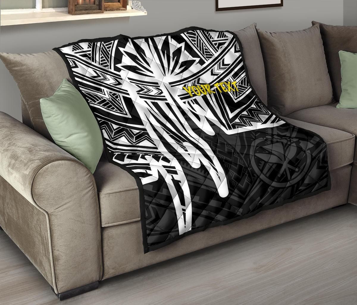 Hawaii Personalised Premium Quilt -  Kanaka Maoli With Polynesian Pattern In Heartbeat Style (Black,White)