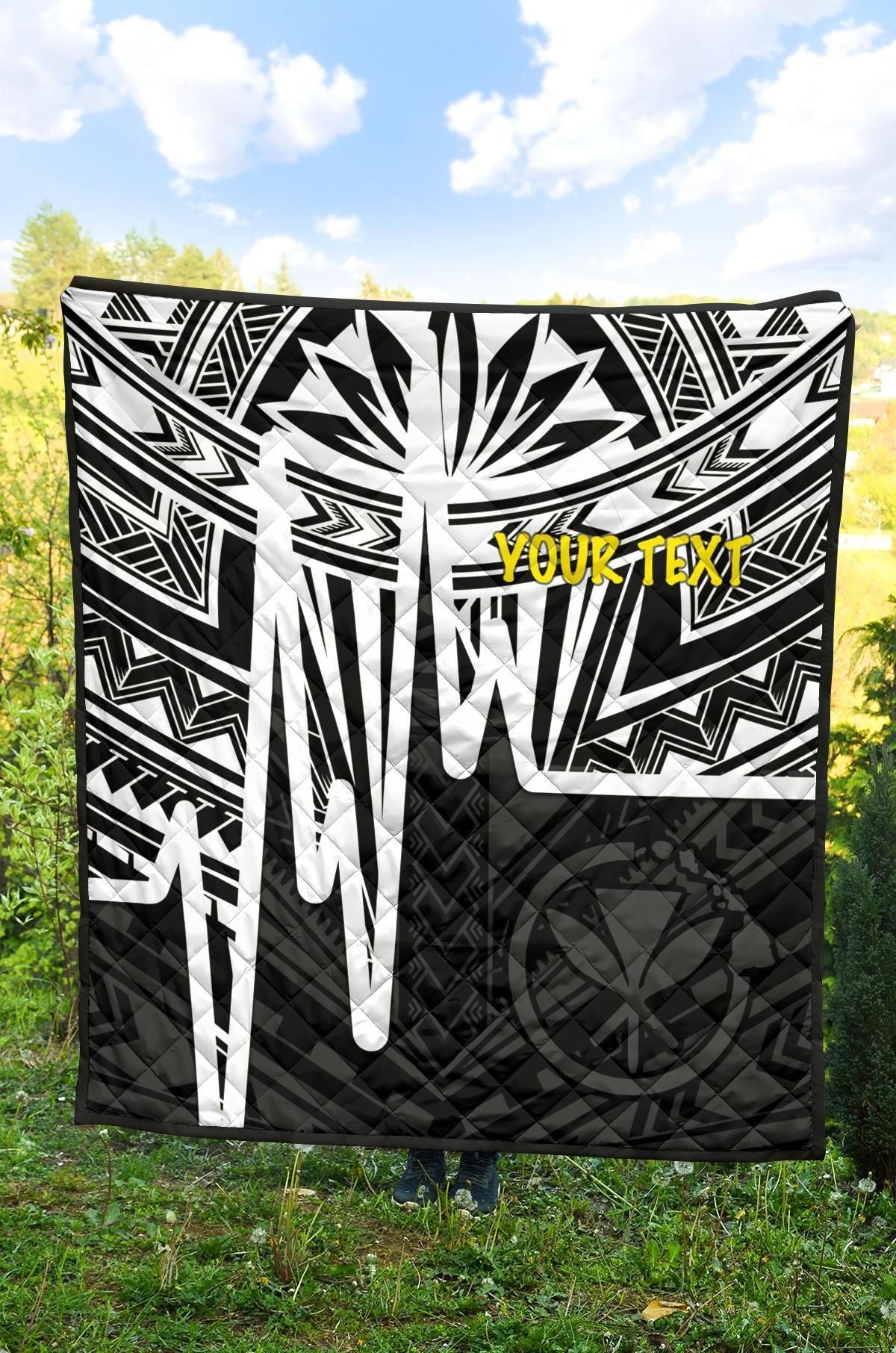 Hawaii Personalised Premium Quilt -  Kanaka Maoli With Polynesian Pattern In Heartbeat Style (Black,White)