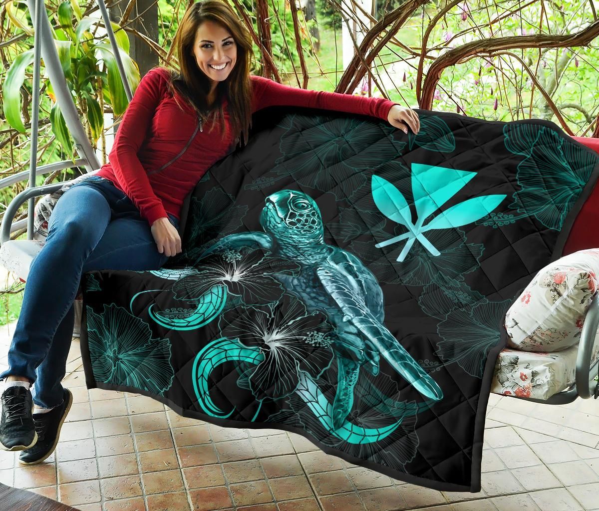 Hawaii Polynesian Premium Quilt - Turtle With Blooming Hibiscus Turquoise