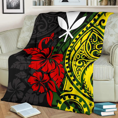 Hawaii Premium Blanket - Polynesian Patterns With Hibiscus Flowers