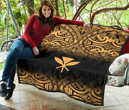 Hawaii Premium Quilt - Gold Kanaka Maoli Polynesian Tattoo & Black Frog