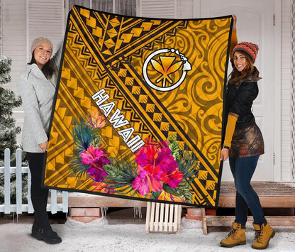 Hawaii Premium Quilt - Kanaka Maoli With Hibiscus On Polynesian Patterns (Yellow)