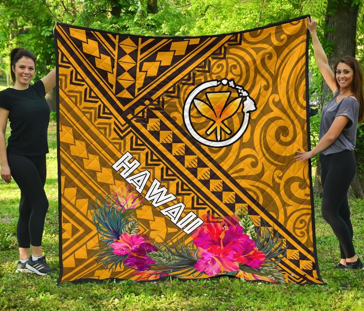 Hawaii Premium Quilt - Kanaka Maoli With Hibiscus On Polynesian Patterns (Yellow)