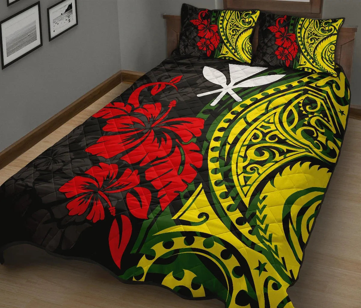 Hawaii Quilt Bed Set - Polynesian Patterns With Hibiscus Flowers