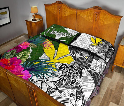 Hawaii Quilt Bed Set White - Turtle Plumeria Banana Leaf