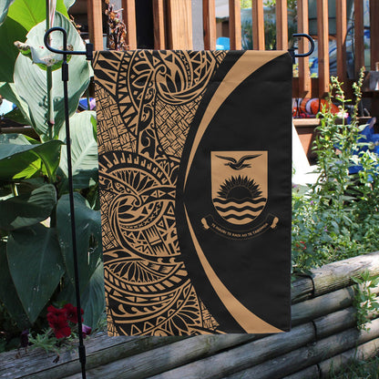 Kiribati Garden Flag Lauhala Circle Gold