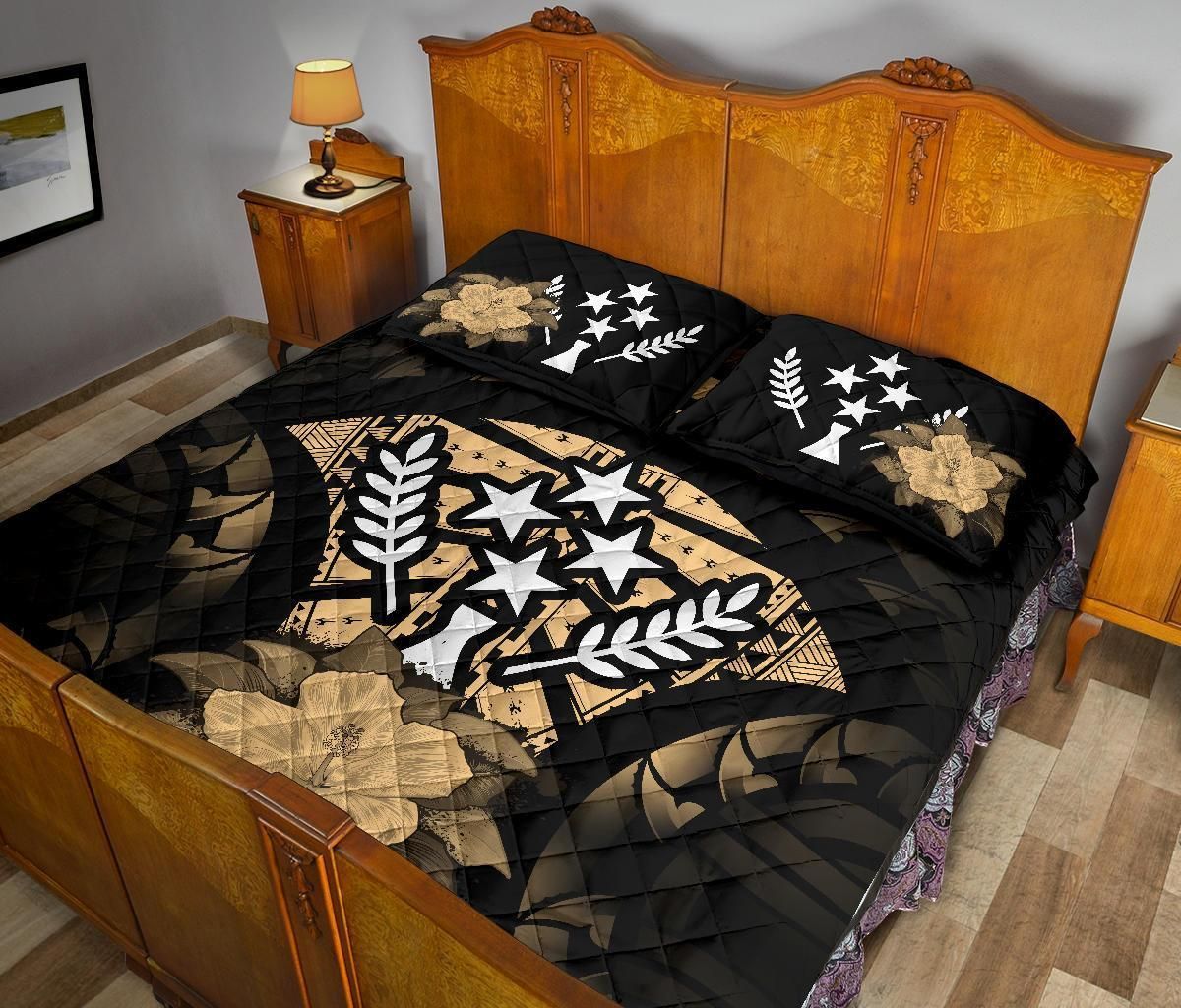 Kosrae Polynesian Quilt Bed Set Hibiscus Gold