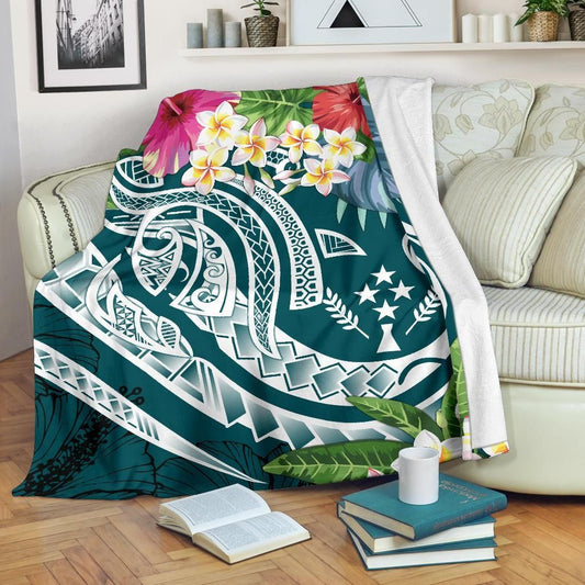 Kosrae Polynesian Premium Blanket - Summer Plumeria (Turquoise)