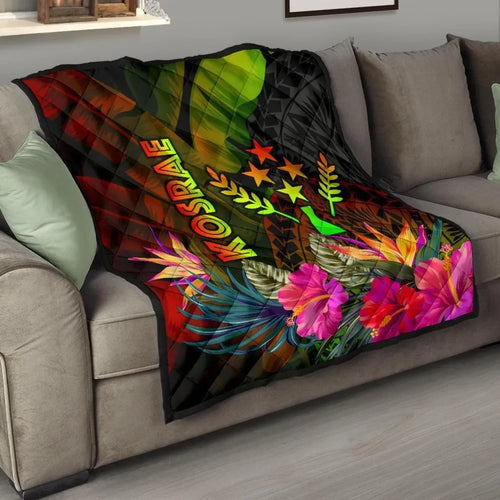 Kosrae Polynesian Premium Quilt -  Hibiscus and Banana Leaves