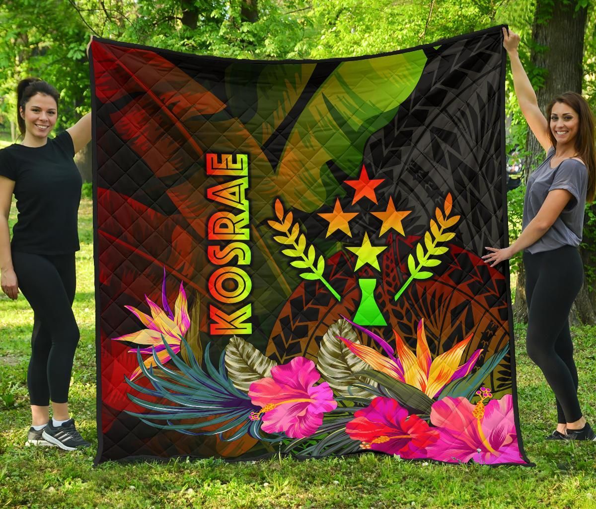 Kosrae Polynesian Premium Quilt -  Hibiscus and Banana Leaves