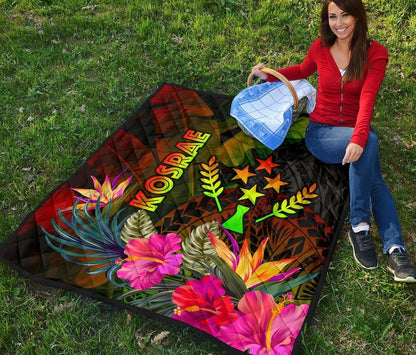 Kosrae Polynesian Premium Quilt -  Hibiscus and Banana Leaves