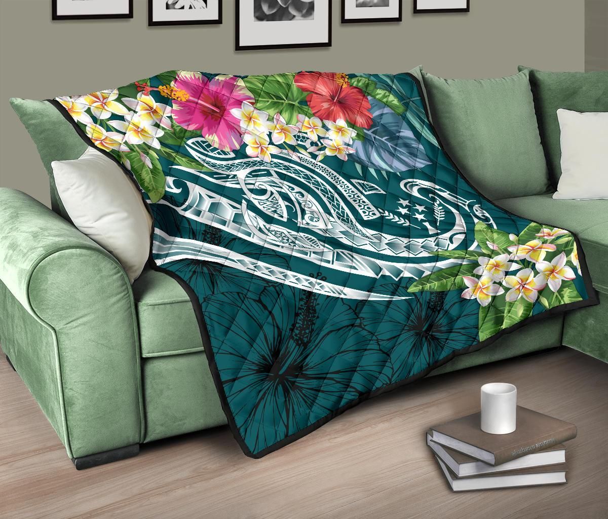 Kosrae Polynesian Premium Quilt - Summer Plumeria (Turquoise)