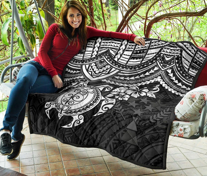 Kosrae Polynesian Premium Quilt - White Turtle