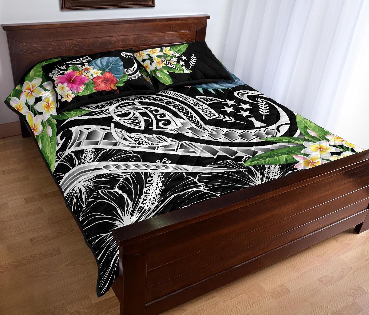 Kosrae Polynesian Quilt Bed Set - Summer Plumeria (Black)