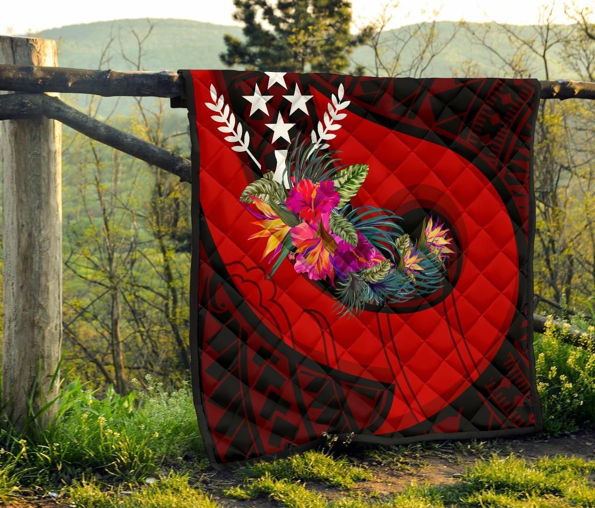 Kosrae Premium Quilt - Polynesian Hook And Hibiscus (Red)