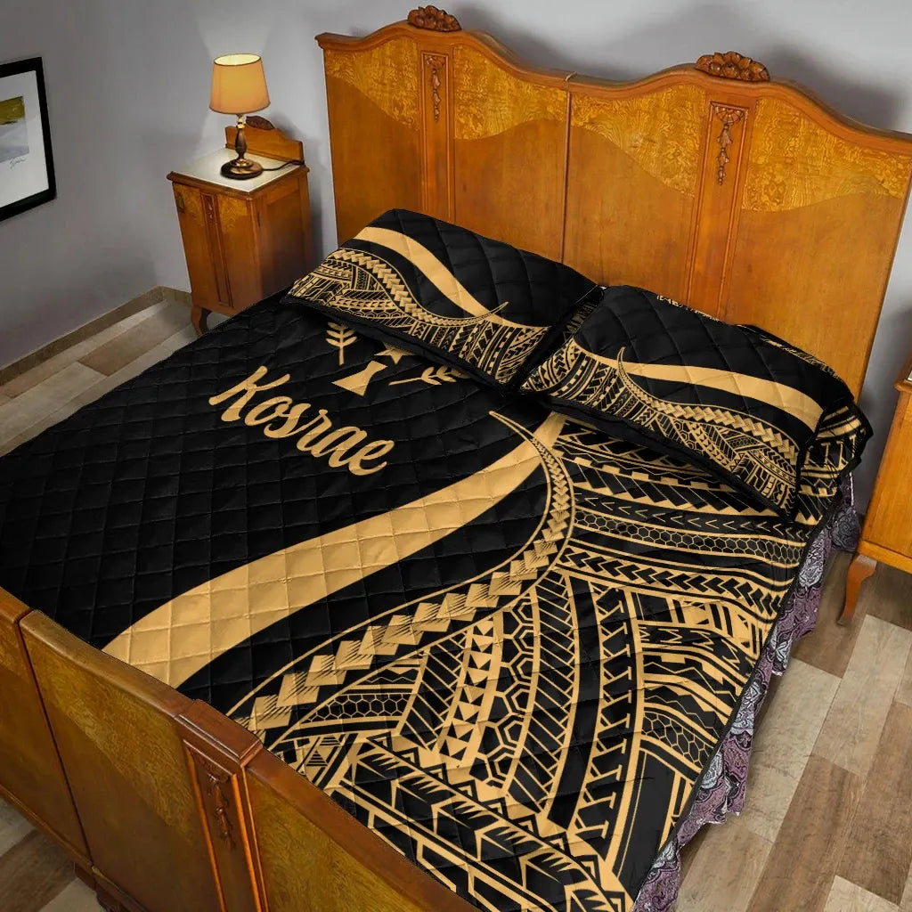 Kosrae Quilt Bed Set - Gold Polynesian Tentacle Tribal Pattern