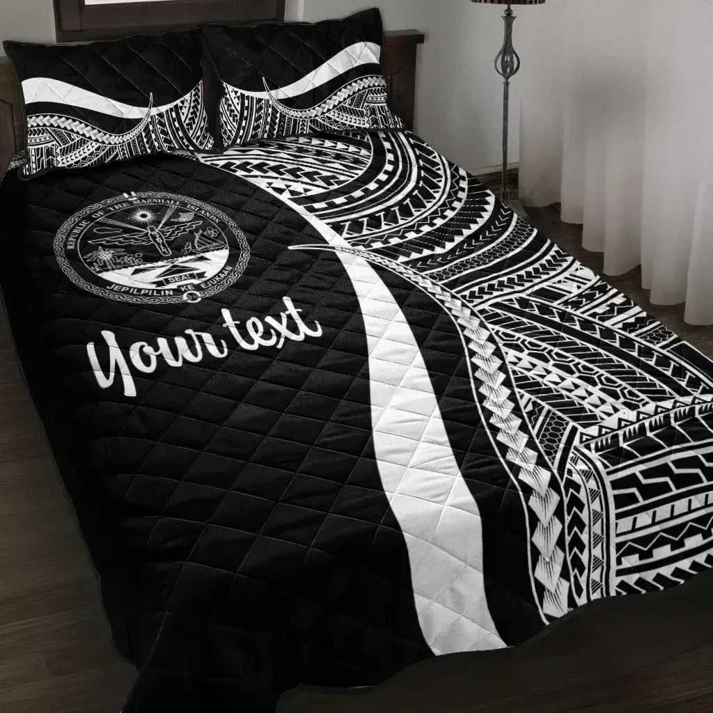 Marshall Islands Custom Personalised Quilt Bed Set - White Polynesian Tentacle Tribal Pattern Crest