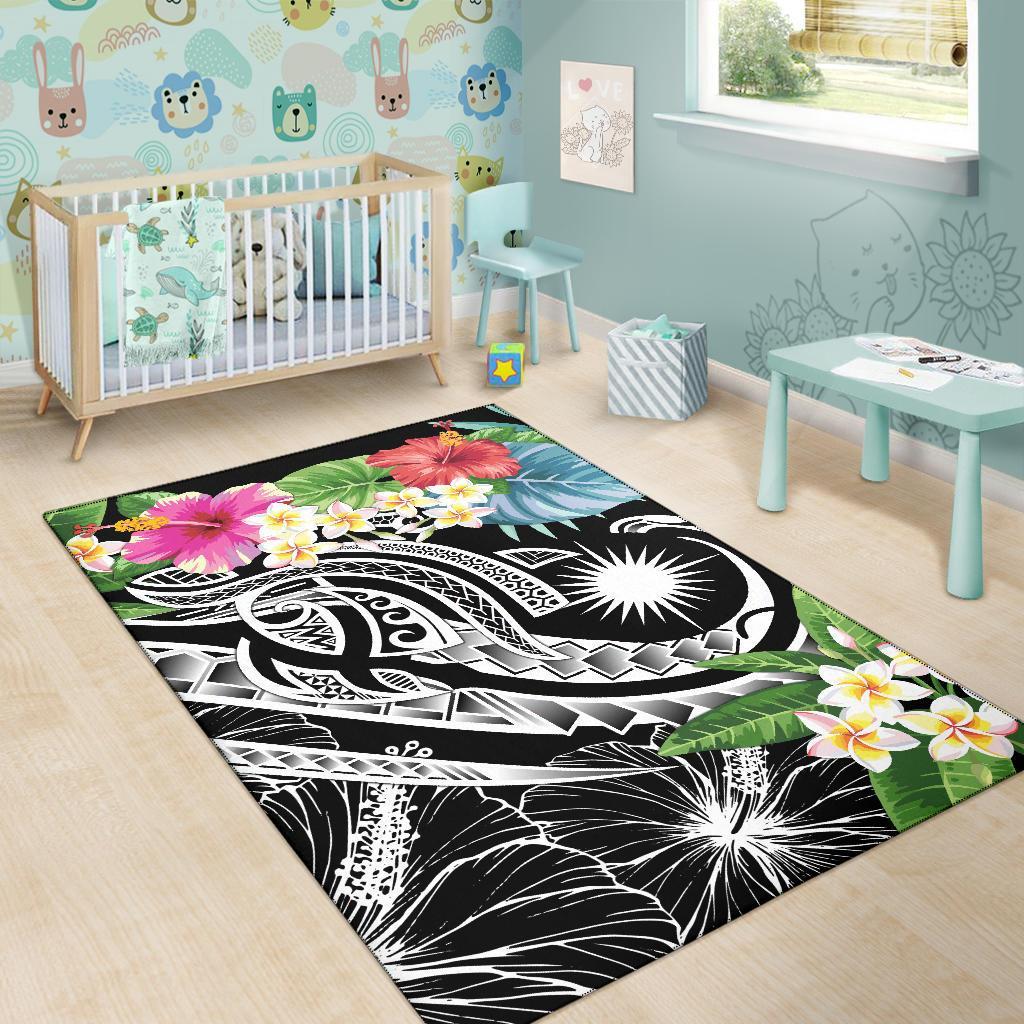 Marshall Islandss Polynesian Area Rug - Summer Plumeria (Black)