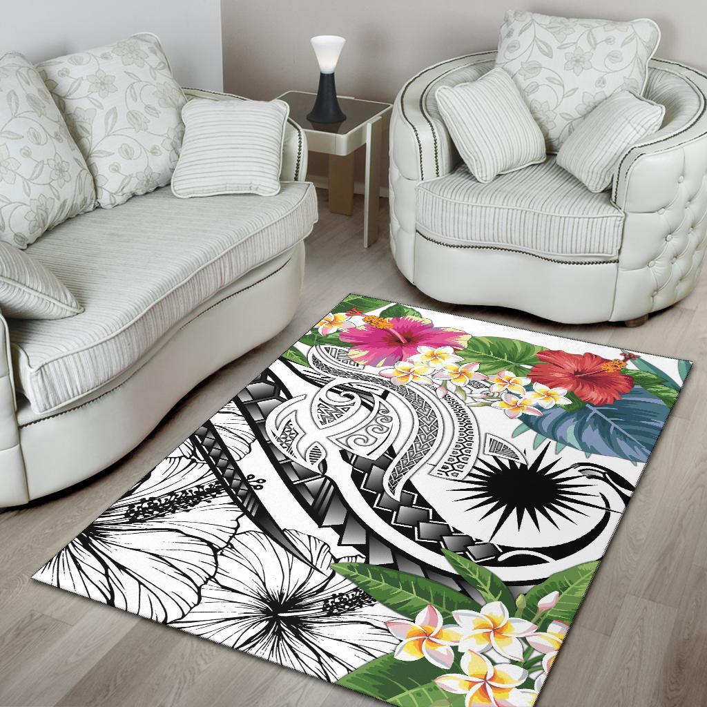 Marshall Islandss Polynesian Area Rug - Summer Plumeria (White)