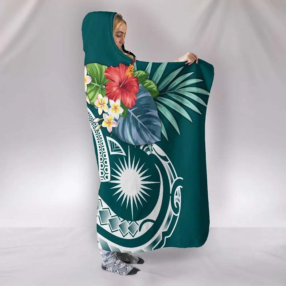 Marshall Islands Polynesian Hooded Blanket - Summer Plumeria (Turquoise)