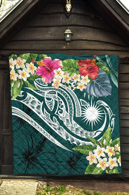 Marshall Islands Polynesian Premium Quilt - Summer Plumeria (Turquoise)